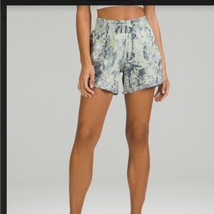 Lulu lemon Track That Short